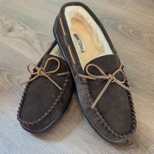 Minnetonka Men's Dark Brown Suede Loafers